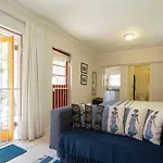 Dove Cottage @ Squirrel\'s End